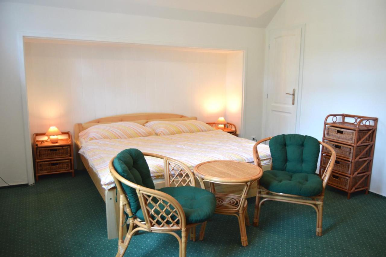 Splavsky Zamecek Appartement Staré Splavy Buitenkant foto